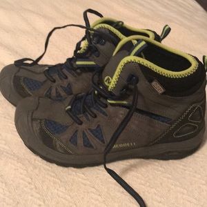 Merrell Boys Capra Mid Waterproof Hiking Boot